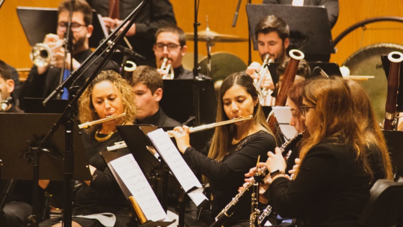 Lee más sobre el artículo Ciclo de Concertos de Outono | Vigo, un Mar de Bandas y Corais
