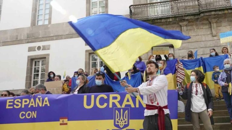 Lee más sobre el artículo Vigo organiza una concentración en apoyo a Ucrania