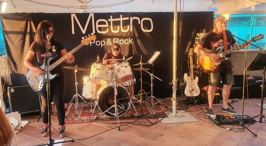 Lee más sobre el artículo Mettro Pop&Rock | Concierto en Nigrán
