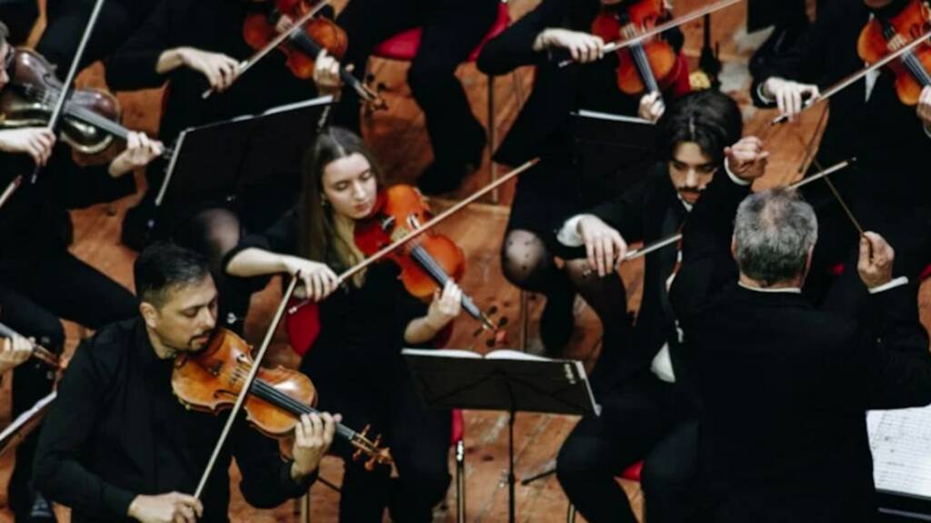 Lee más sobre el artículo Orquesta Clásica de Vigo | Concerto de Aninovo en Cangas