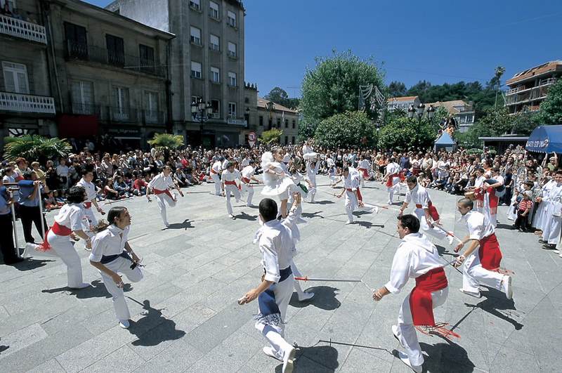 Vigoplan | 6. Danza Espadas Redondela