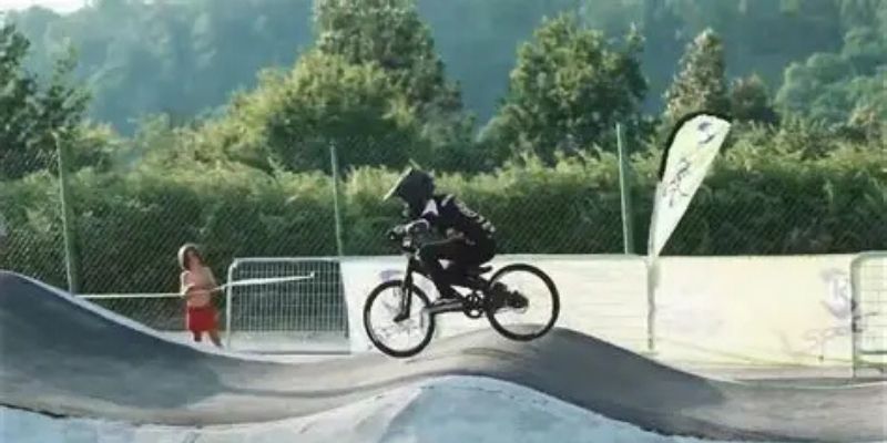 Vigoplan | V Pumptrack Nocturno Mondariz 2026